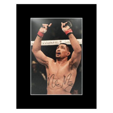 Signed Mark Munoz Photo Display - MMA Autograph