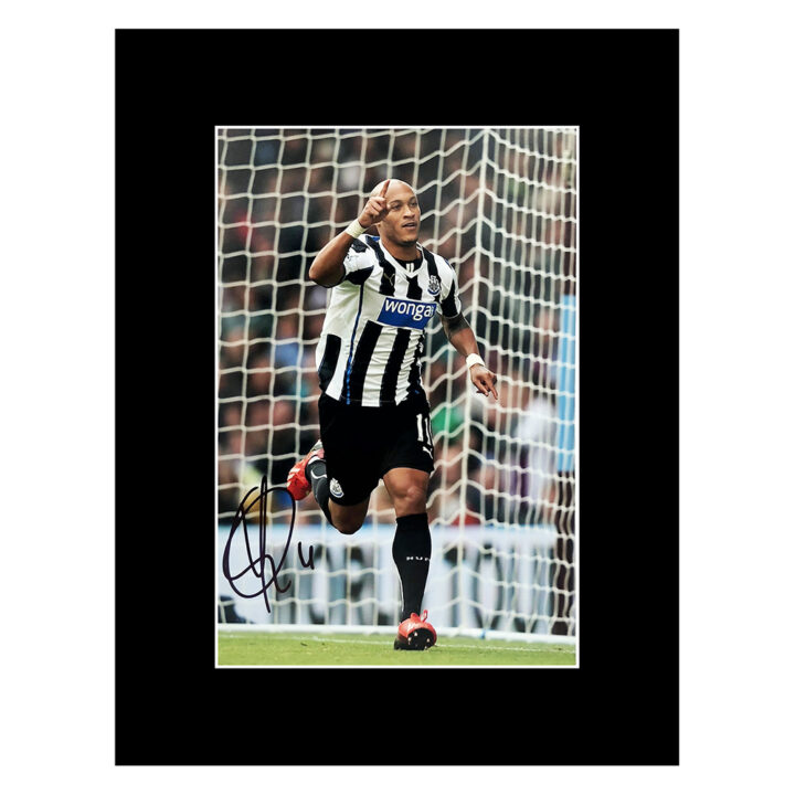 Yoan Gouffran Photo Display Signed - Newcastle United Autograph