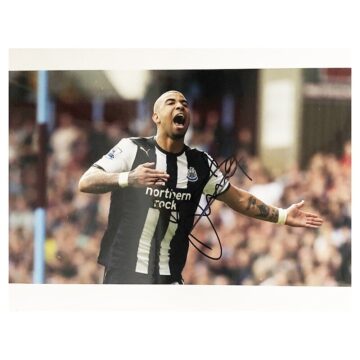 Signed Leon Best Poster Photo - Newcastle United Autograph