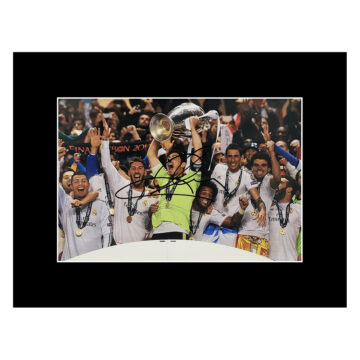 Signed Iker Casillas Photo Display - Champions League Winner 2014