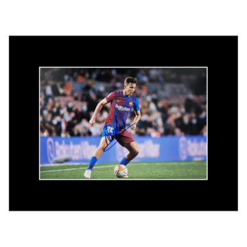 Signed Nico Gonzalez Photo Display - Barcelona Icon