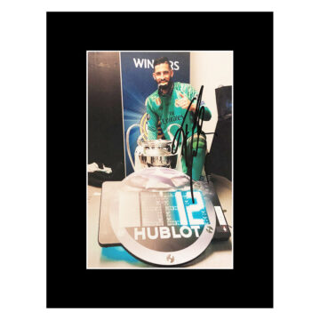 Signed Kiko Casilla Photo Display - Champions League Winner 2017