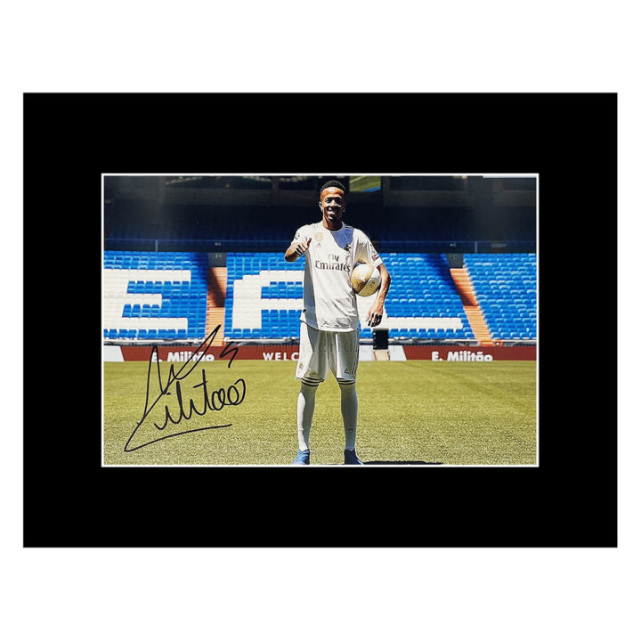 Signed Eder Militao Photo Display – Real Madrid Icon Autograph