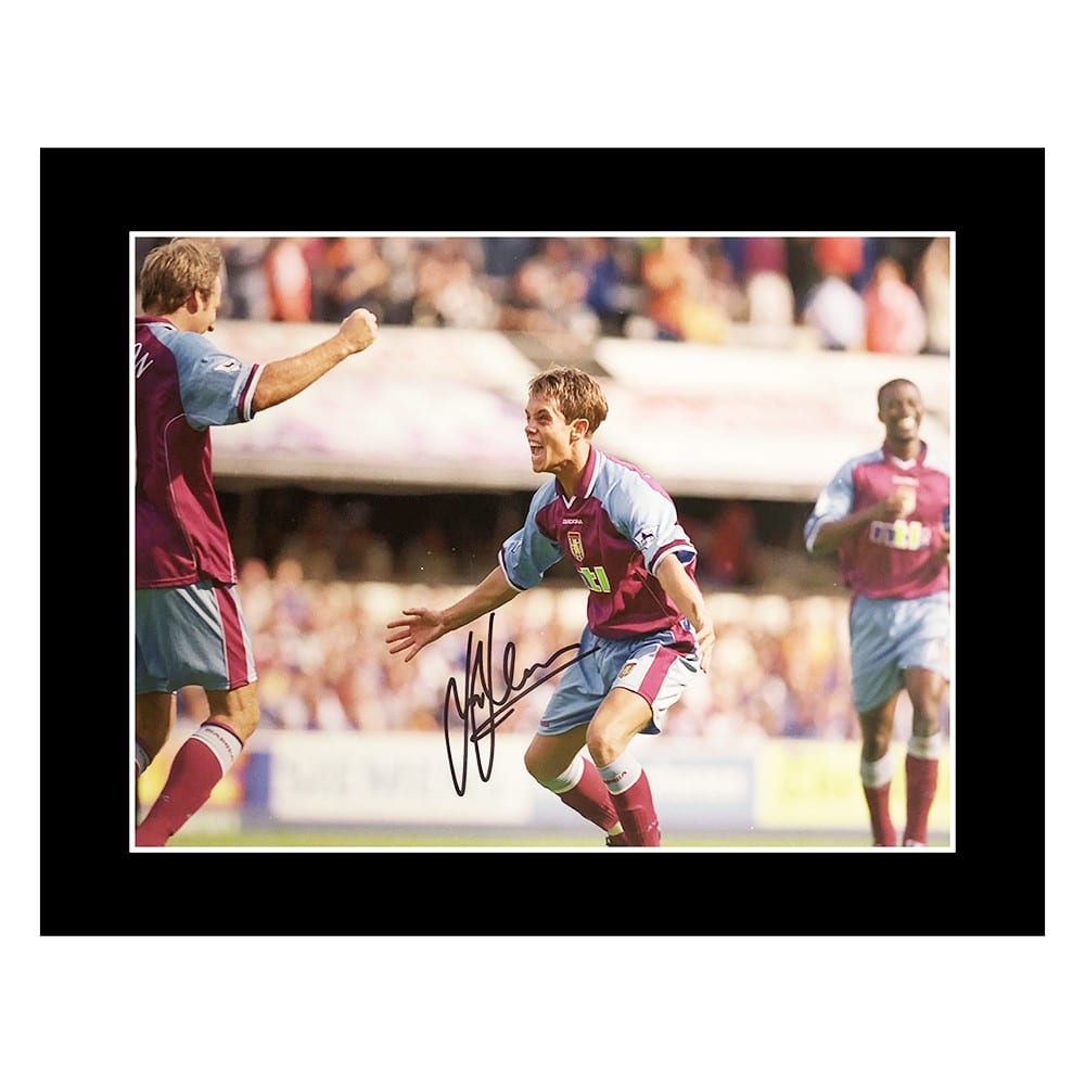 Signed Lee Hendrie Photo Display - 16x12 Aston Villa Icon