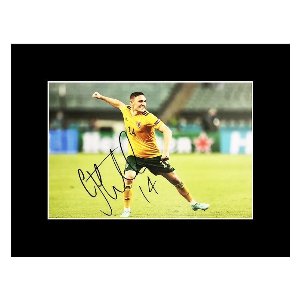 Signed Connor Roberts Photo Display - 12x10 Wales World Cup 2022