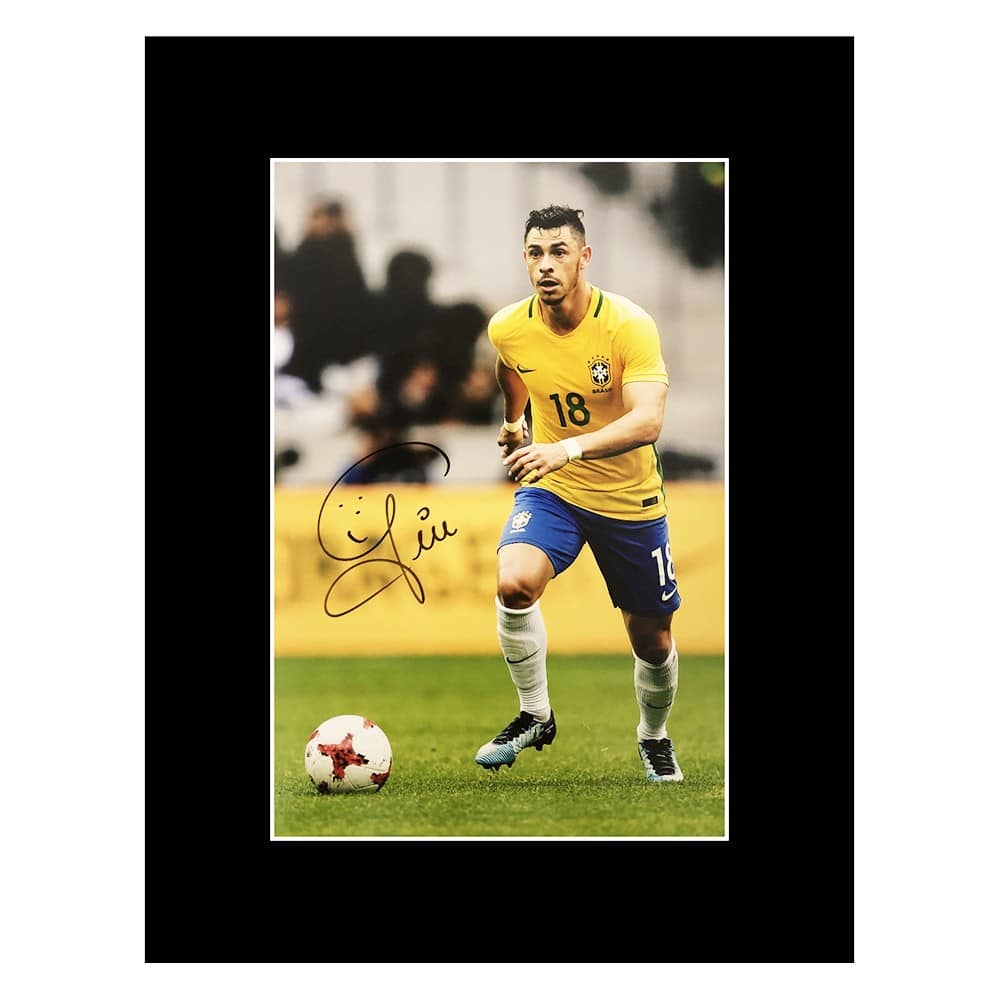 Signed Giuliano Photo Display - 16x12 Brazil World Cup 2022