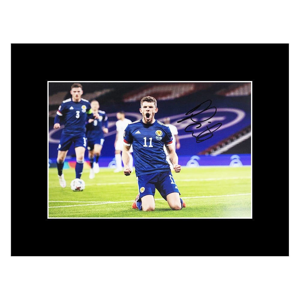 Signed Ryan Christie Photo Display - 16x12 Scotland Icon