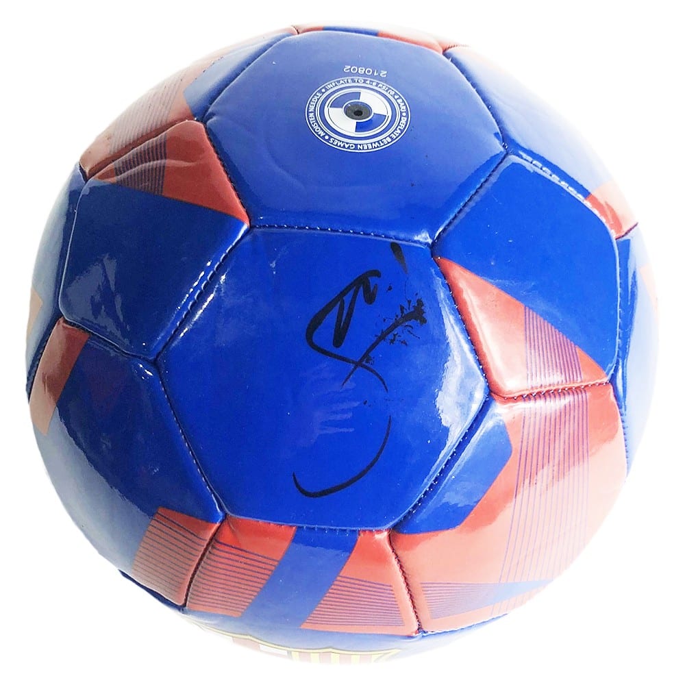 Signed Sergio Busquets Football - FC Barcelona Autograph