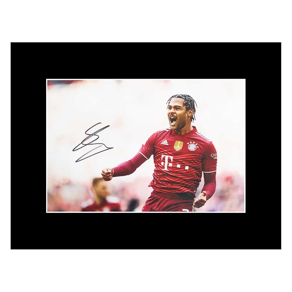 Signed Serge Gnabry Photo Display - 16x12 Bayern Munich Autograph