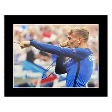 Signed Antoine Greizmann Photo Display - 12x10 France Icon