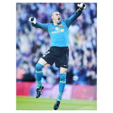 Signed Victor Valdes Poster Photo - FC Barcelona Icon Autograph