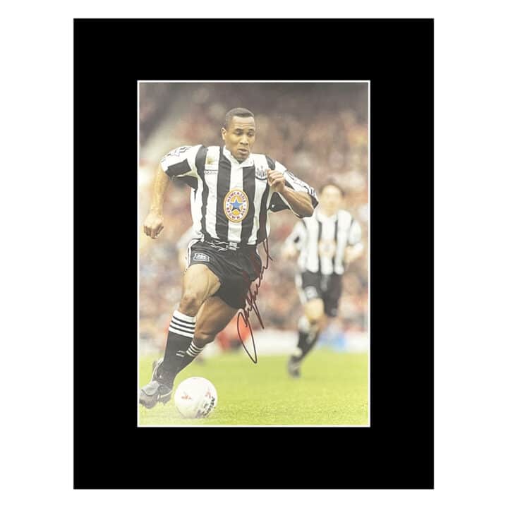 Signed Les Ferdinand Photo Display - 16x12 Newcastle United Icon