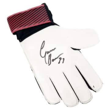 Signed Gavin Bazunu Goalkeeper Glove - Southampton Icon