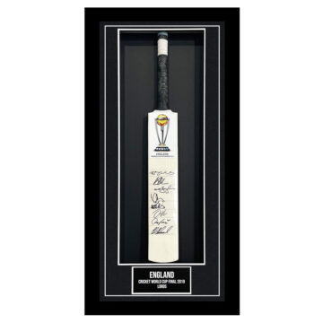 Framed England Cricket Signed Bat - World Cup Final 2019