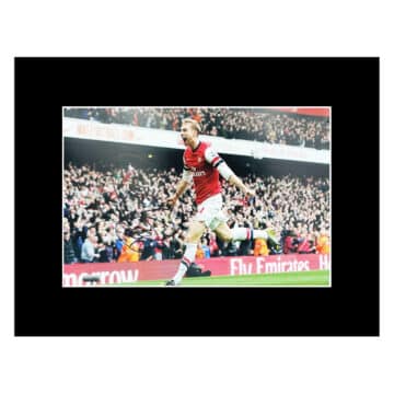 Per Mertesacker Signed Photo Display 16x12 - Arsenal Autograph