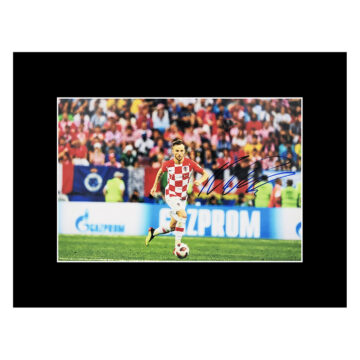 Signed Ivan Rakitic Photo Display - 16x12 Croatia Icon