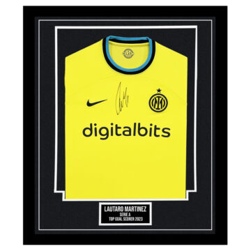 Framed Lautaro Martinez Signed Shirt - Serie A Top Goalscorer 2023