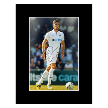 Signed Federico Fernandez Photo Display 16x12 - Swansea City Memorabilia