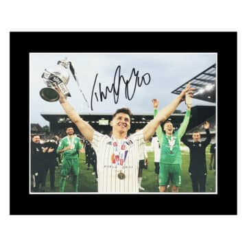 Signed Tom Cairney Photo Display 12×10 – Fulham Icon