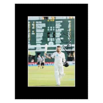 Signed Brendon McCullum Photo Display 16×12 – New Zealand Icon