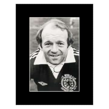 Signed Archie Gemmill Photo Display 16×12 – Scotland Icon