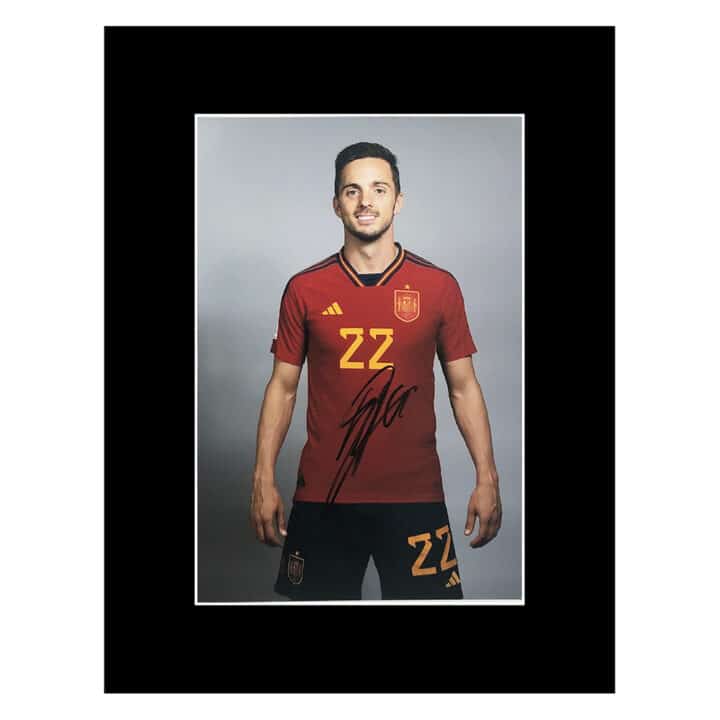 Signed Pablo Sarabia Photo Display – 16×12 Spain Icon