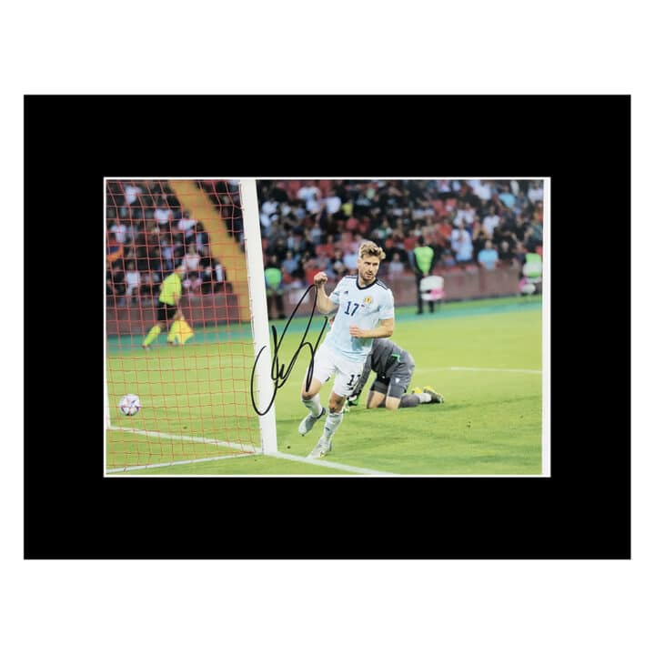 Signed Stuart Armstrong Photo Display – 16×12 Scotland Icon