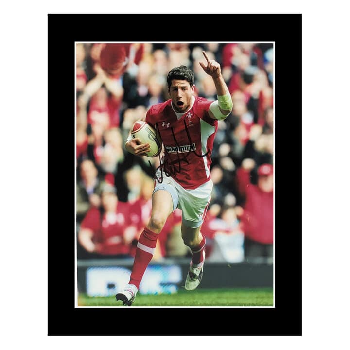 Signed Alex Cuthbert Photo Display 12×10 – Wales Icon