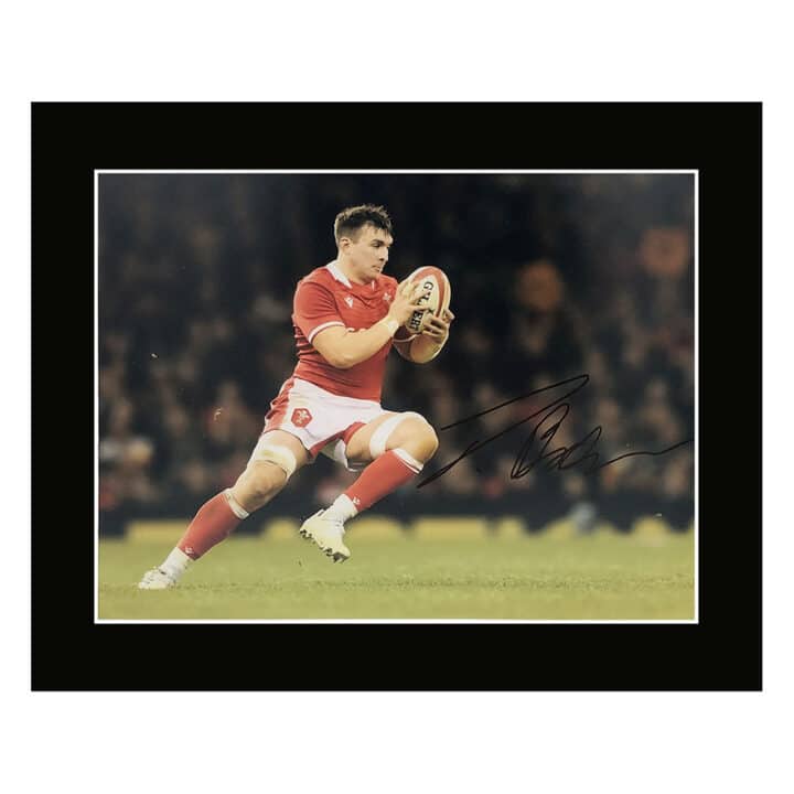 Signed Taine Basham Photo Display 12×10 – Wales Icon