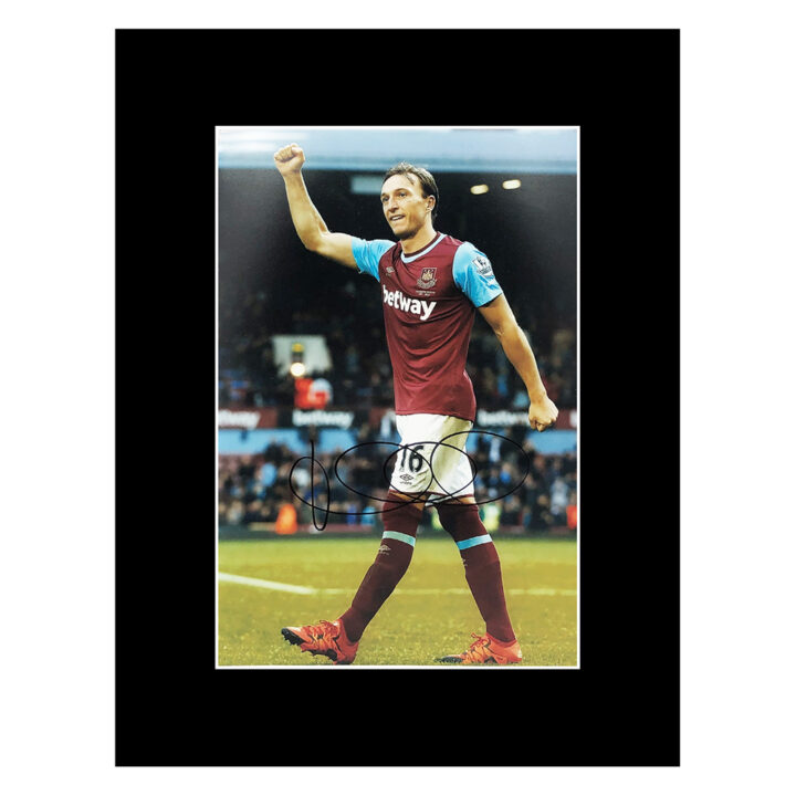 Signed Mark Noble Photo Display 16x12 - West Ham United Icon