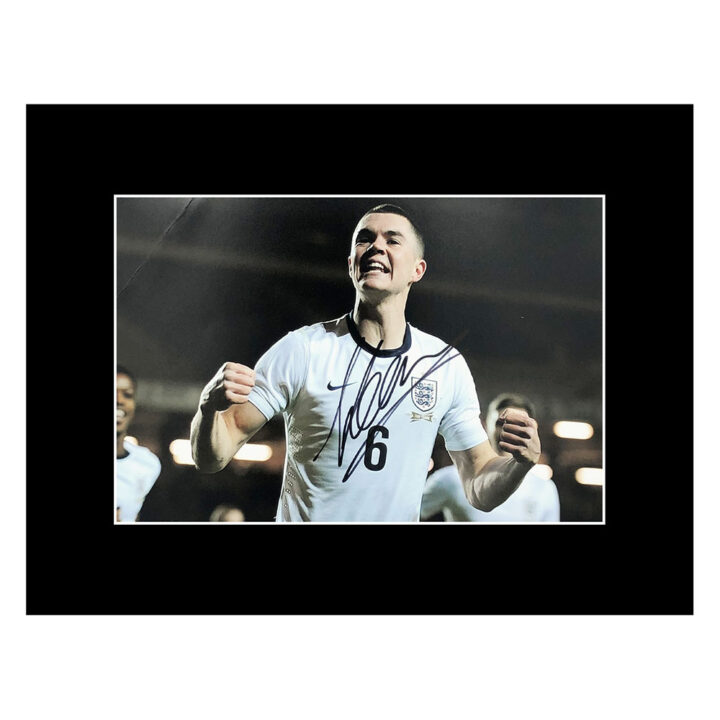 Signed Michael Keane Photo Display - 16x12 England Icon