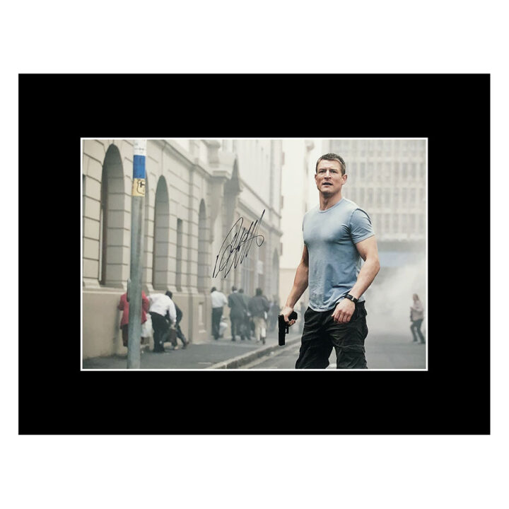 Signed Philip Winchester Photo Display - 16x12 TV Icon