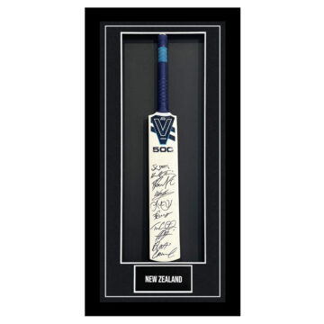 New Zealand Signed Framed Cricket Bat - Squad Autograph