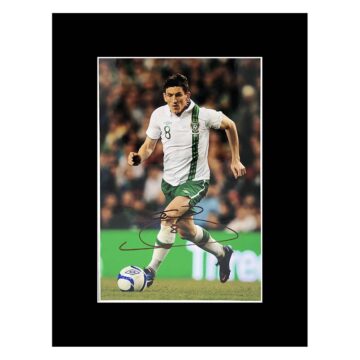 Signed Keith Andrews Photo Display - 16x12 Republic Of Ireland Icon