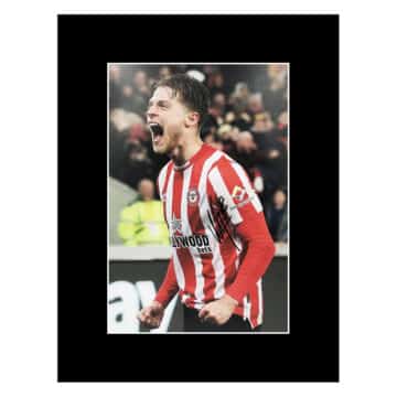 Signed Mathias Jensen Photo Display 16x12 - Brentford Icon