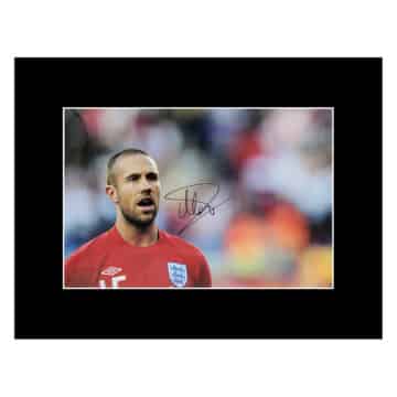 Signed Matthew Upson Photo Display 16x12 - England Icon