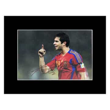 Signed Raul Albiol Photo Display 16x12 - Spain Icon Autograph