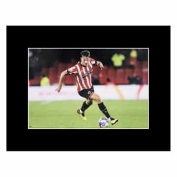 Signed Sander Berge Photo Display 16x12 - Sheffield United Icon