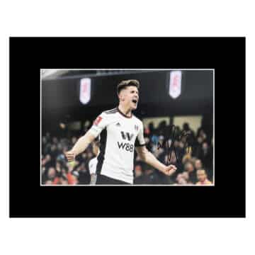 Signed Tom Cairney Photo Display 16x12 - Fulham Icon