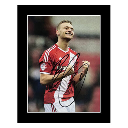 Signed Ben Gibson Photo Display - 10x8 Middlesbrough Icon