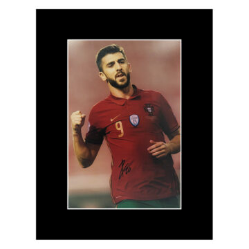 Signed Paulinho Photo Display - 16x12 Portugal Icon