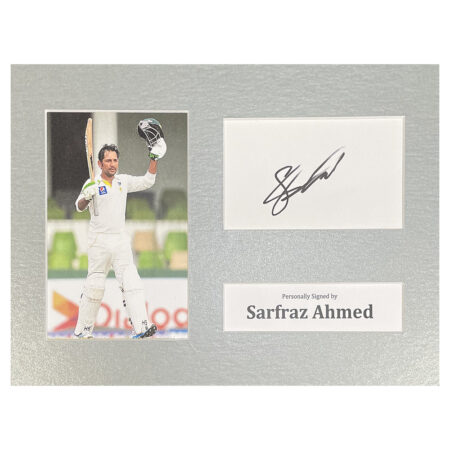 Signed Sarfraz Ahmed Photo Display - 12x8 Pakistan Cricket Icon