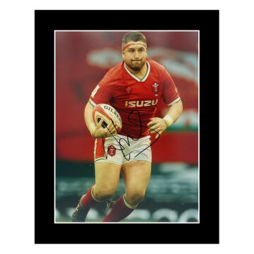 Signed Wyn Jones Photo Display 12x10 - Wales Rugby Icon