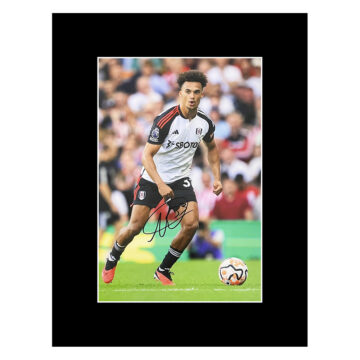 Autograph Antonee Robinson Photo Display 16x12 - Fulham Icon