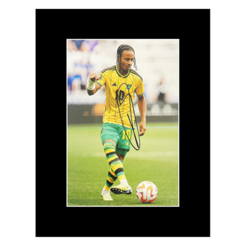 Autograph Bobby De Cordova-Reid Photo Display 16x12 - Jamaica Icon