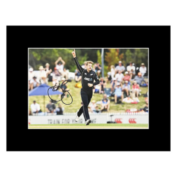 Autograph Lockie Ferguson Photo Display 16x12 - New Zealand Icon