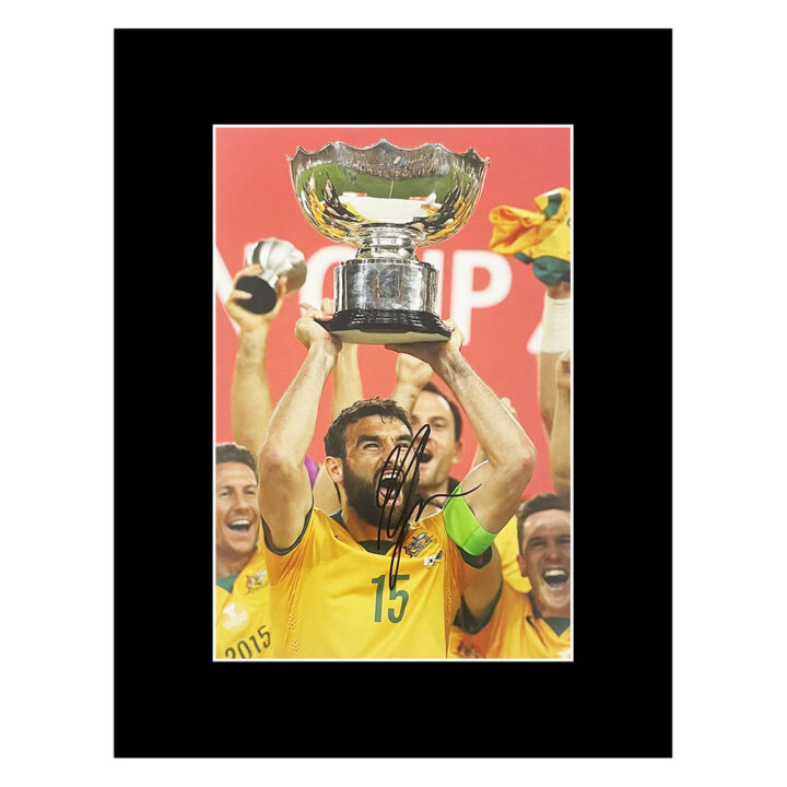 Autograph Mile Jedinak Photo Display 16x12 - Australia Icon