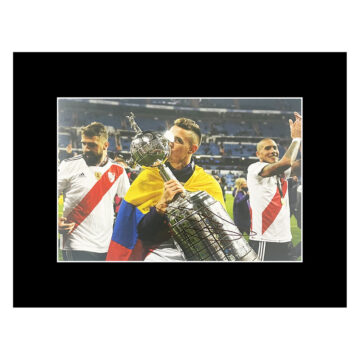 Autograph Rafael Santos Borre Photo Display 16x12 - River Plate Icon