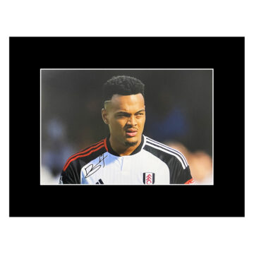 Autograph Rodrigo Muniz Photo Display 16x12 - Fulham FC Icon