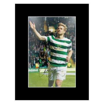 Autograph Stuart Armstrong Photo Display 16x12 - Celtic Icon